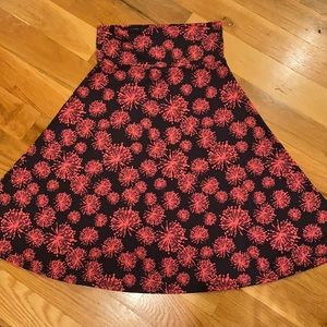 LuLaRoe skirt - size XS pink & black